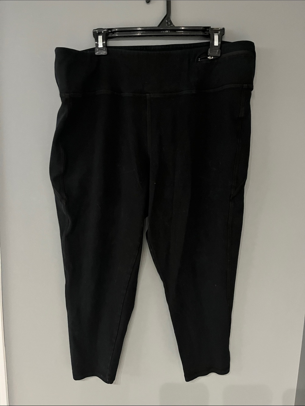 3/$15 Addition Elle Black Cropped High-Waist Leggings